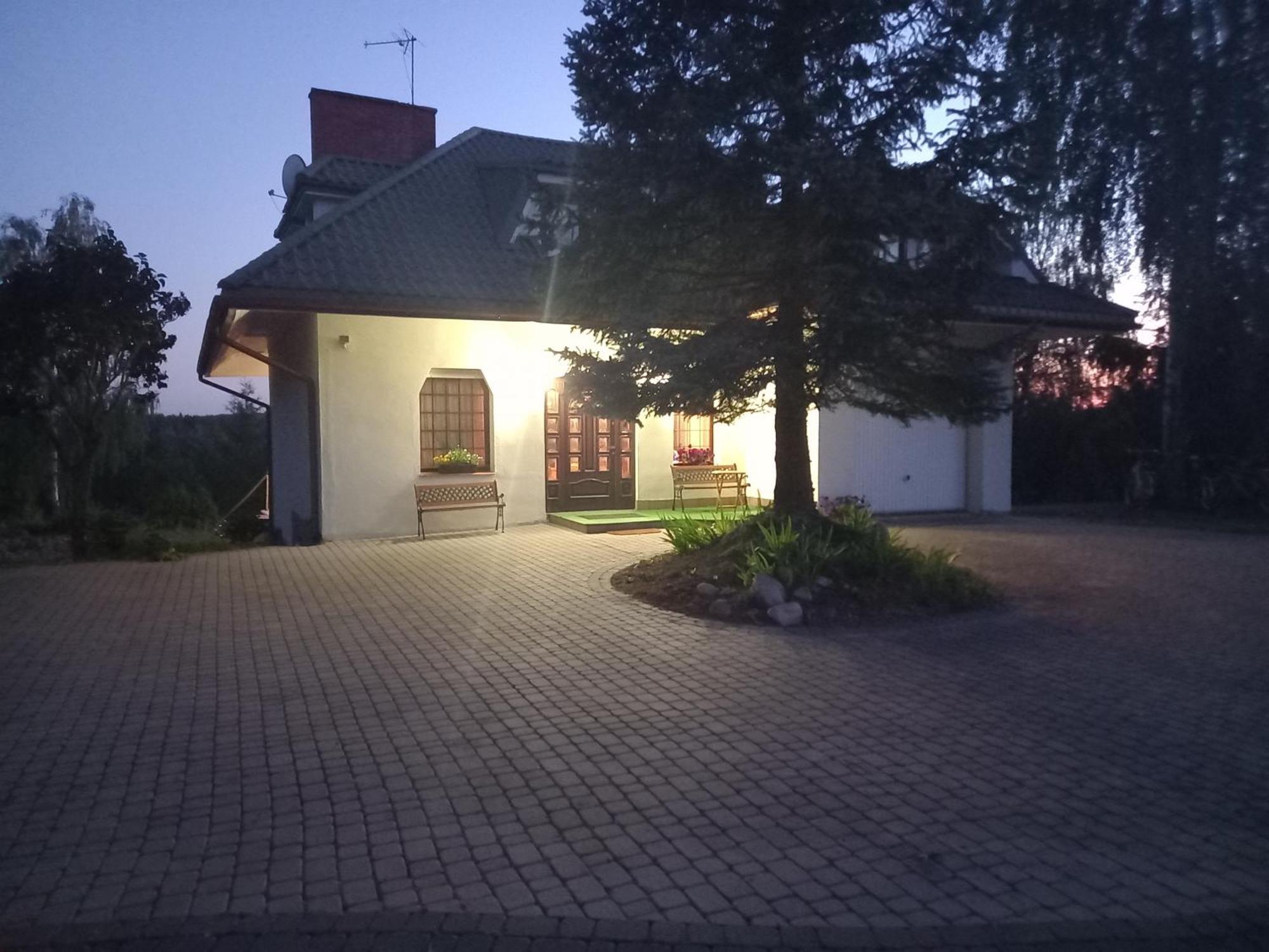Dom Nad Jeziorem Zbiczno Siedlisko Grzmieca エクステリア 写真